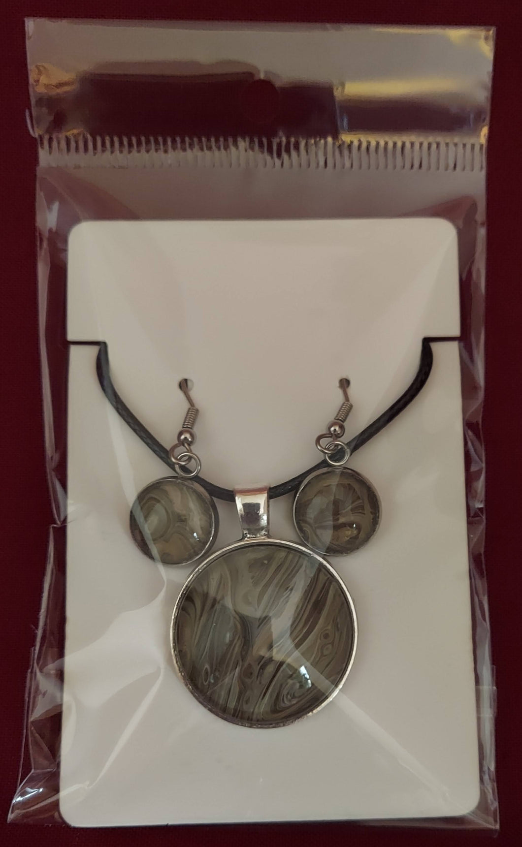 Round Necklace and Earring Set