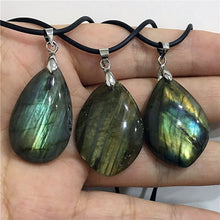 Load image into Gallery viewer, Natural irregular crystal Pendants - Labradorite, Moonstone or Sunstone Necklace