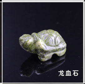 Chinese Natural Crystal Semi-precious Stone Turtle Carving Small Animal Powder Crystal Jade Crafts Feng Shui Ornaments