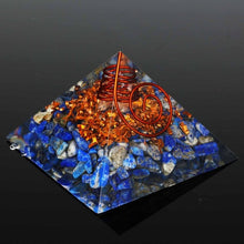 Load image into Gallery viewer, Natural Quartz Crystal Pyramid