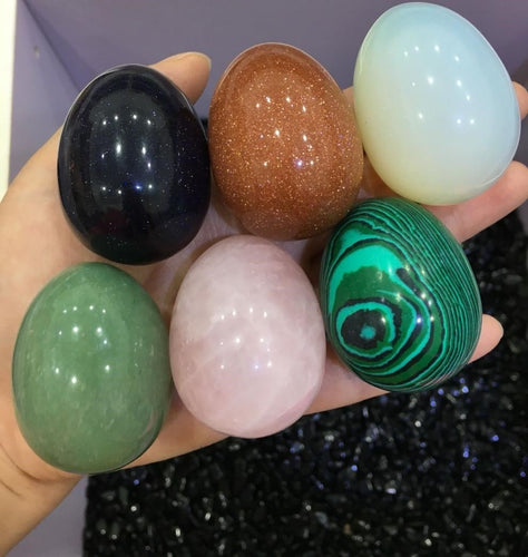 Choice of 14 Styles: 100% Natural Quartz Crystal Egg